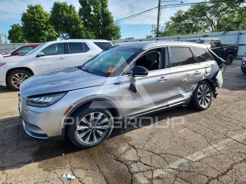 2021 Lincoln CORSAIR photo