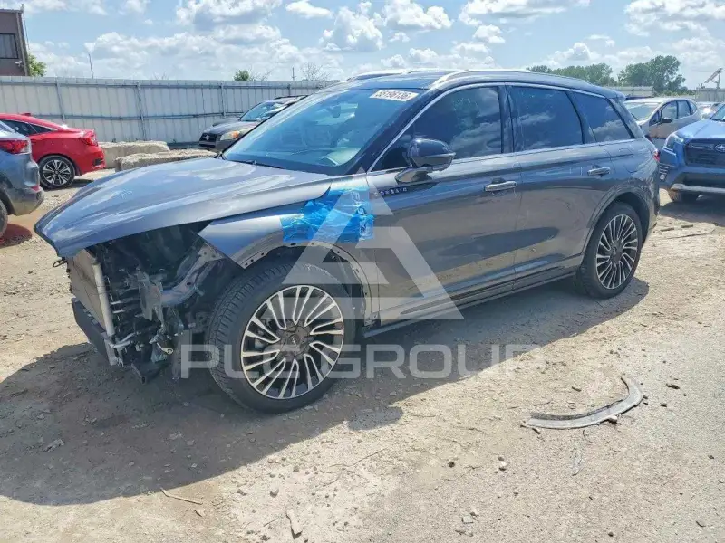 2021 Lincoln CORSAIR photo