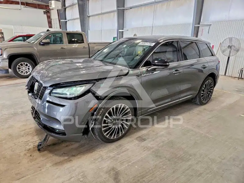 2021 Lincoln CORSAIR photo