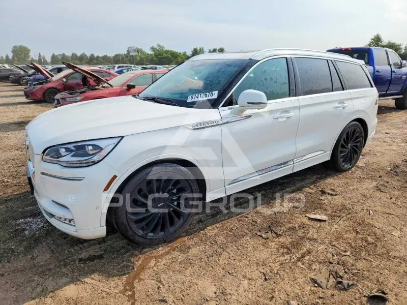 2021 Lincoln AVIATOR photo