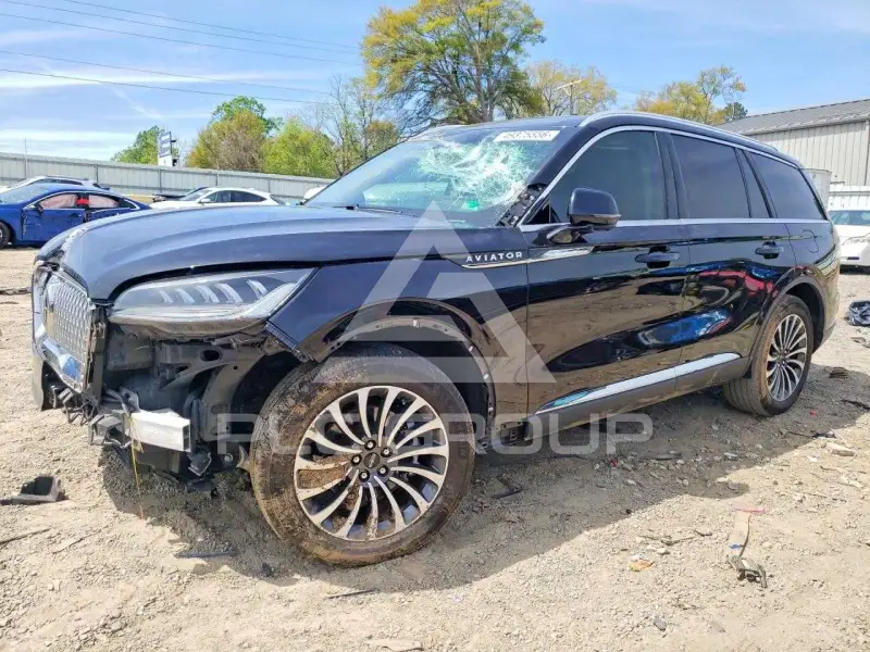 2021 Lincoln AVIATOR photo