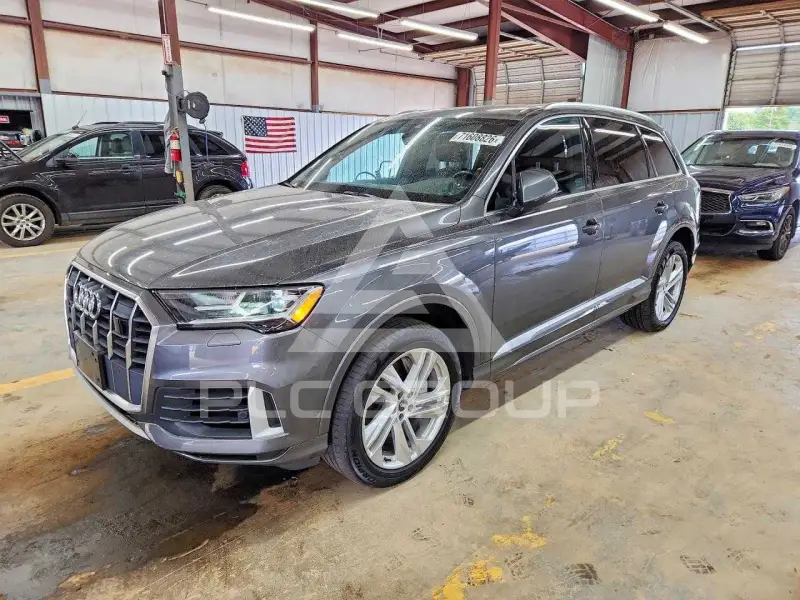 2021 Audi Q7 photo
