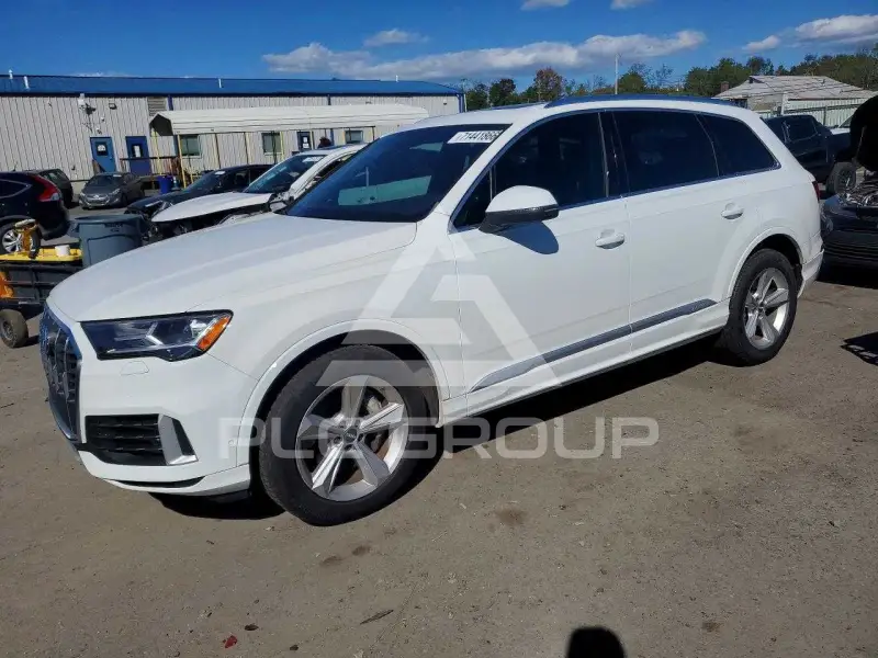 2021 Audi Q7 photo