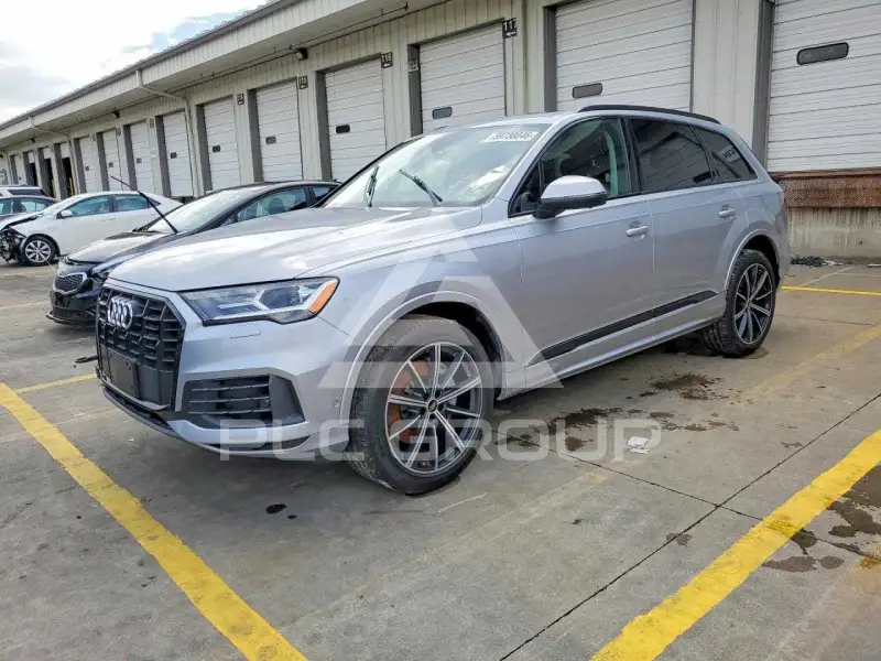 2021 Audi Q7 photo