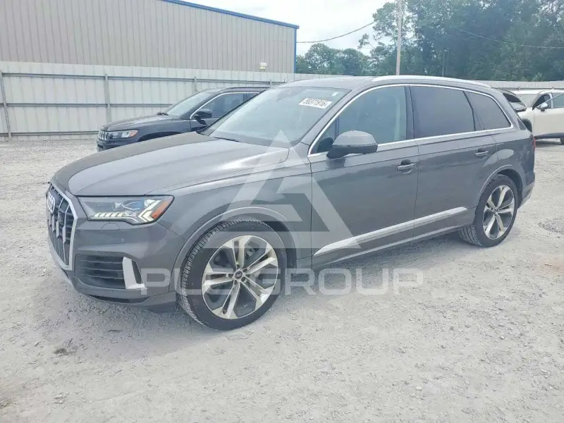 2021 Audi Q7 photo