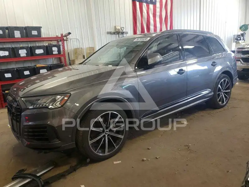 2021 Audi Q7 photo
