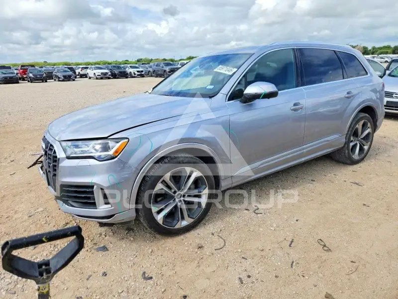2021 Audi Q7 photo