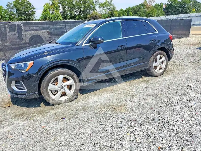 2021 Audi Q3 фото