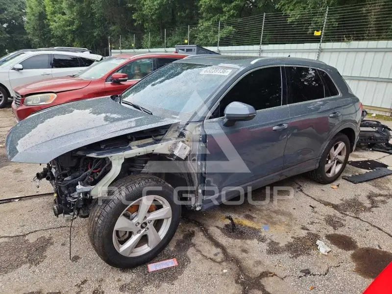 2021 Audi Q3 фото