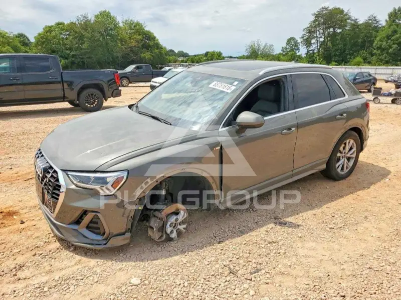 2021 Audi Q3 фото