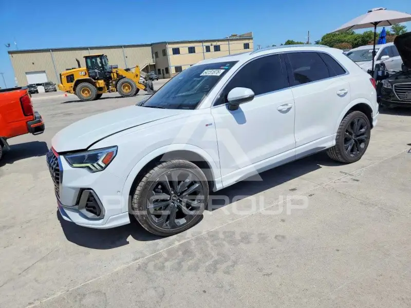 2021 Audi Q3 фото