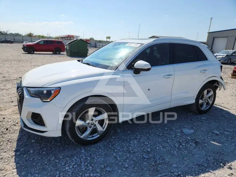 2021 Audi Q3 photo