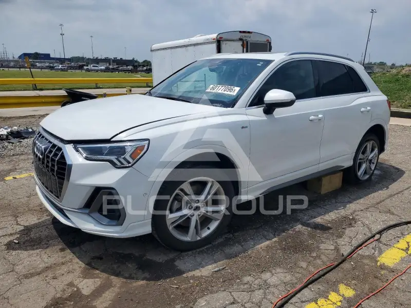 2021 Audi Q3 фото