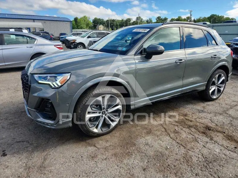 2021 Audi Q3 фото