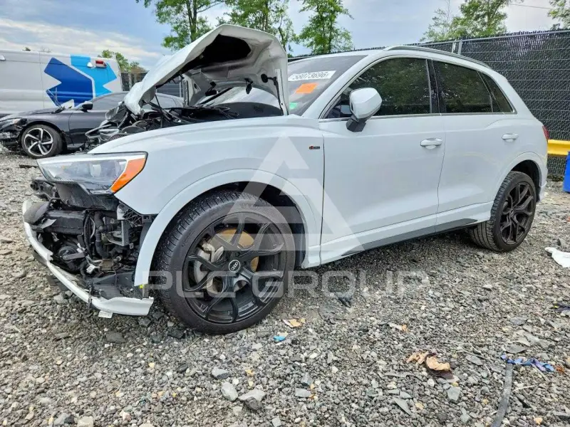 2021 Audi Q3 photo