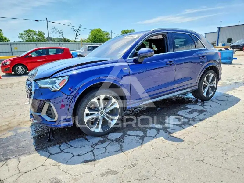 2021 Audi Q3 фото