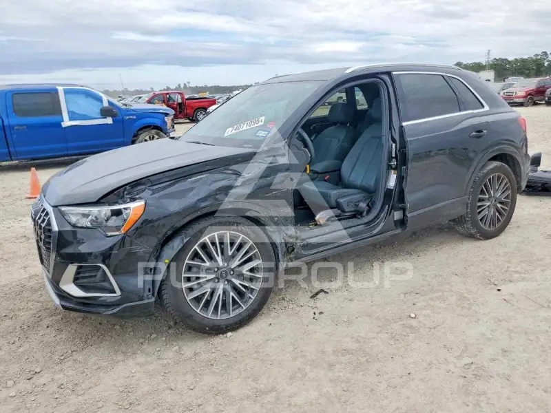 2021 Audi Q3 фото