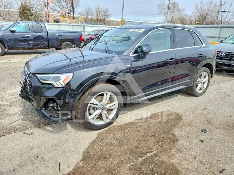 2021 Audi Q3 фото