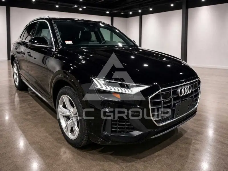2021 Audi Q8 фото