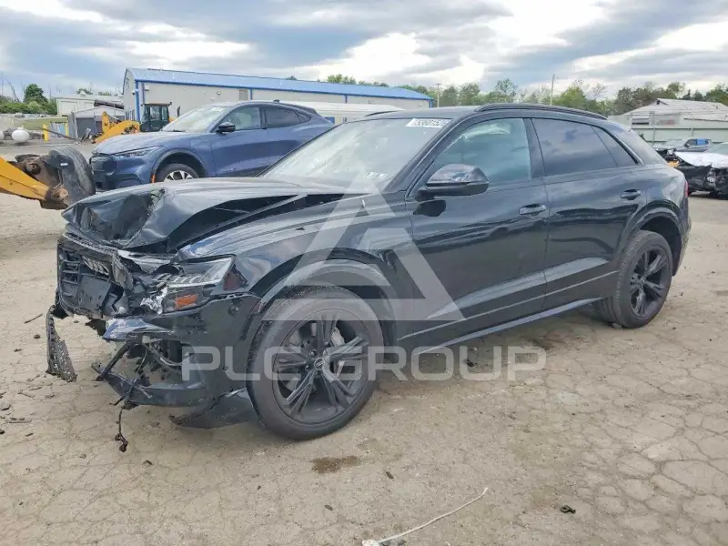 2021 Audi Q8 photo