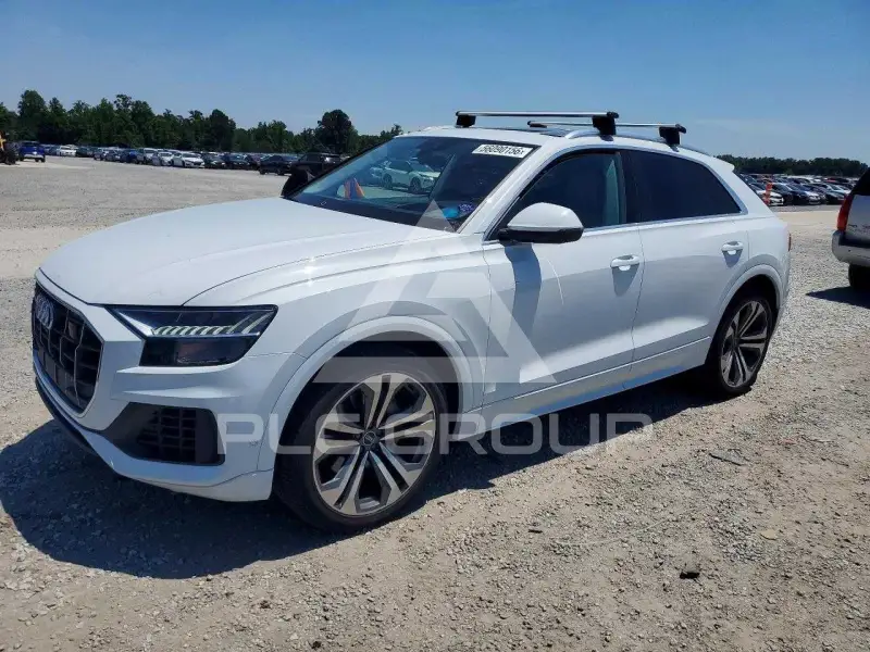 2021 Audi Q8 фото