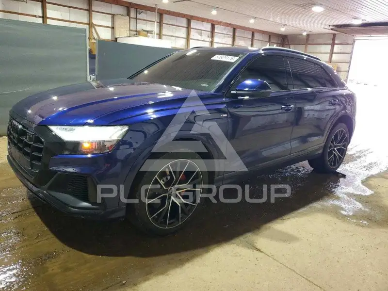2021 Audi Q8 photo