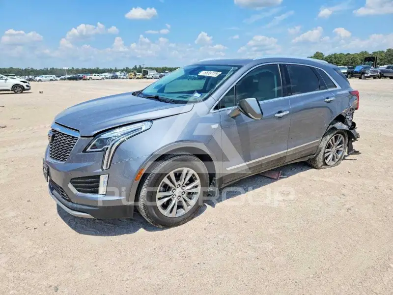 2021 Cadillac XT5 photo