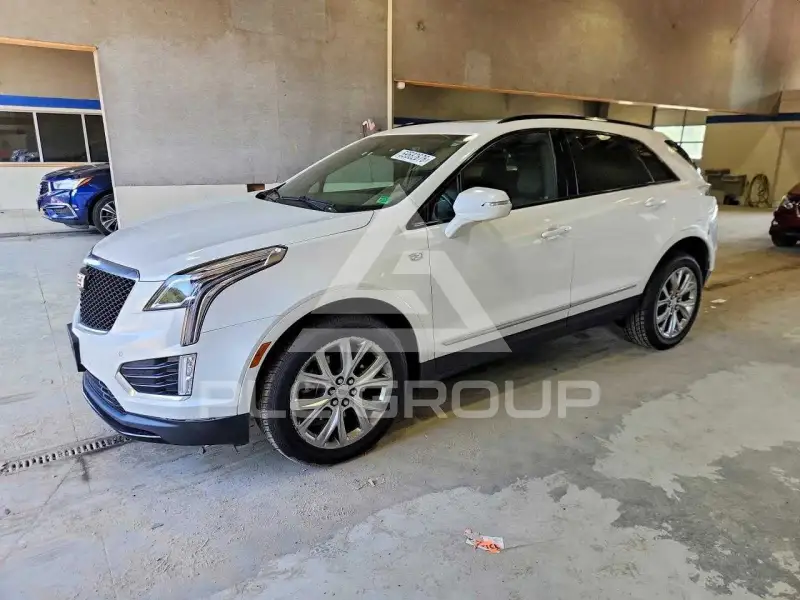 2021 Cadillac XT5 photo