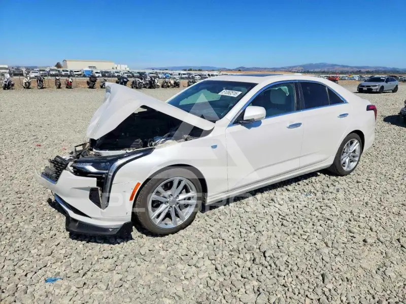 2021 Cadillac CT4 photo