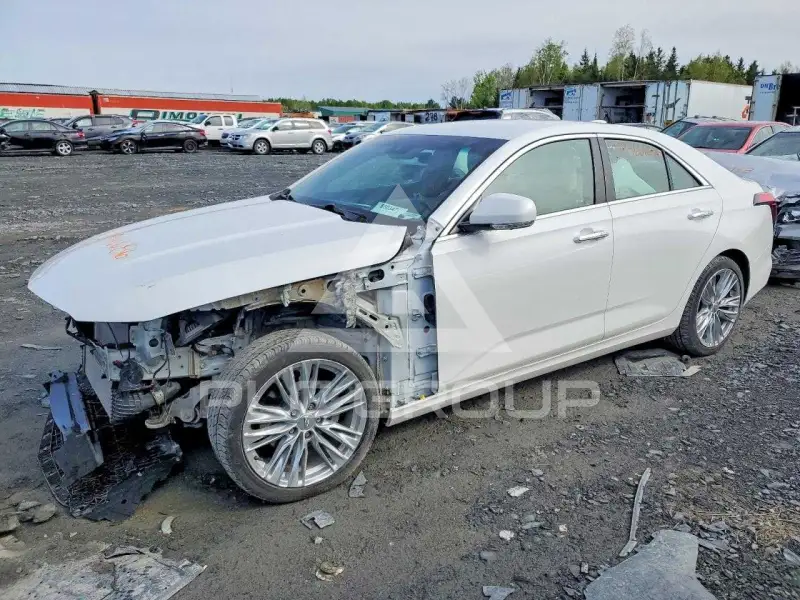 2021 Cadillac CT4 photo