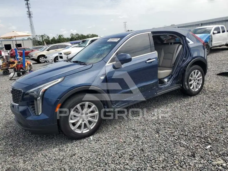 2021 Cadillac XT4 фото