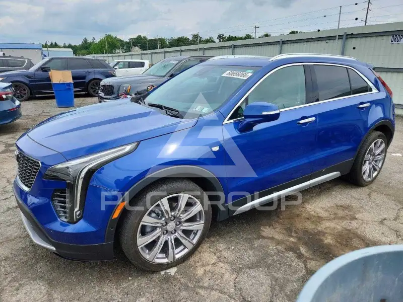 2021 Cadillac XT4 photo