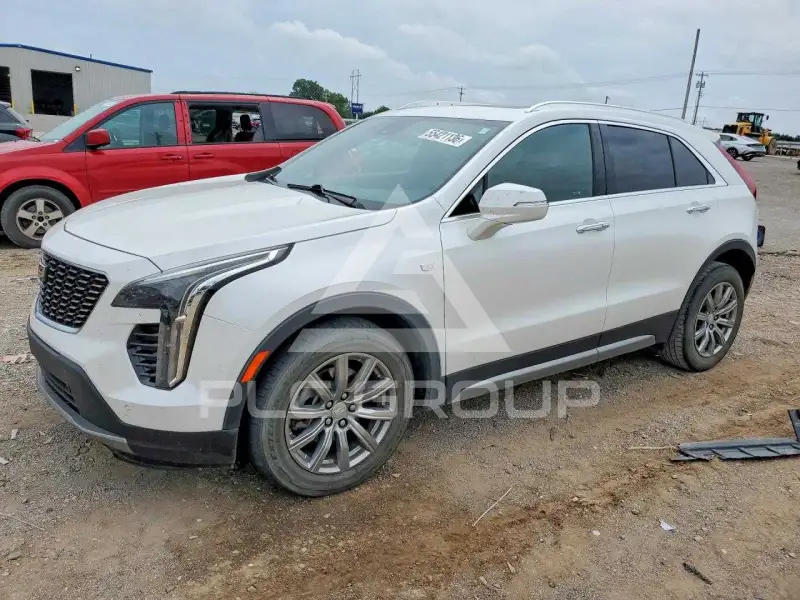 2021 Cadillac XT4 photo