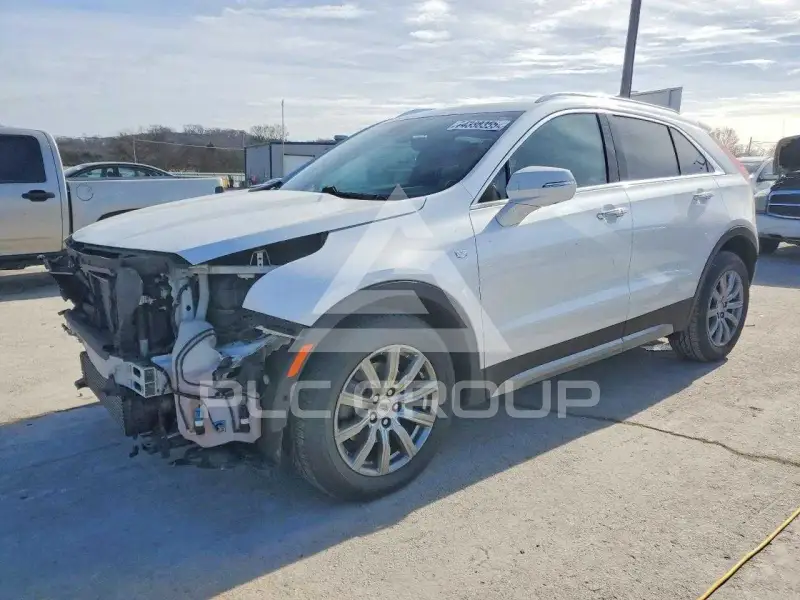 2021 Cadillac XT4 photo