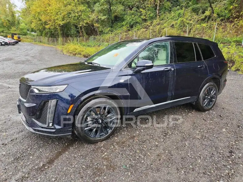 2021 Cadillac XT6 photo