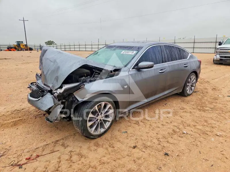2021 Cadillac CT5 photo
