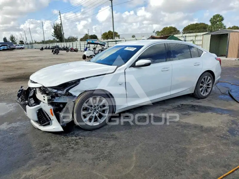 2021 Cadillac CT5 фото