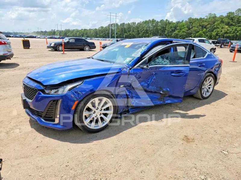 2021 Cadillac CT5 фото