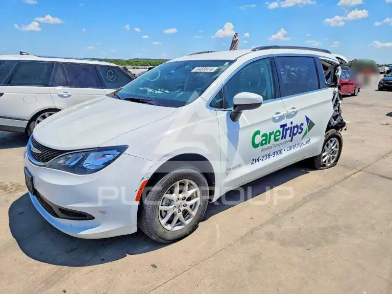 2021 Chrysler Pacifica photo