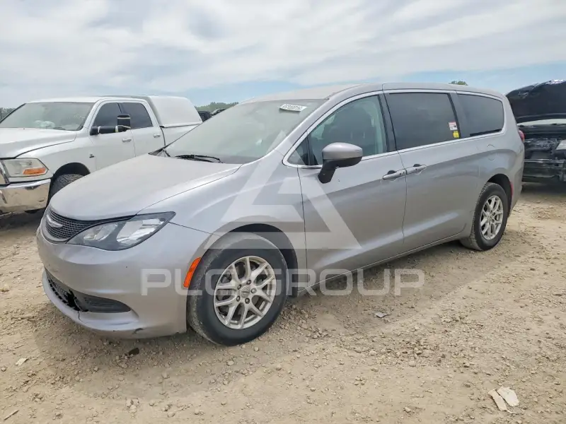 2021 Chrysler Pacifica photo