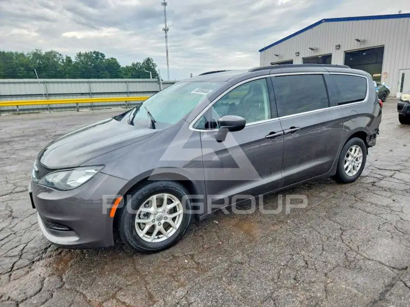 2021 Chrysler VOYAGER фото