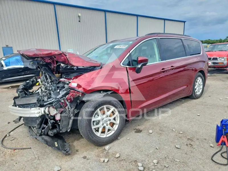 2021 Chrysler Pacifica photo