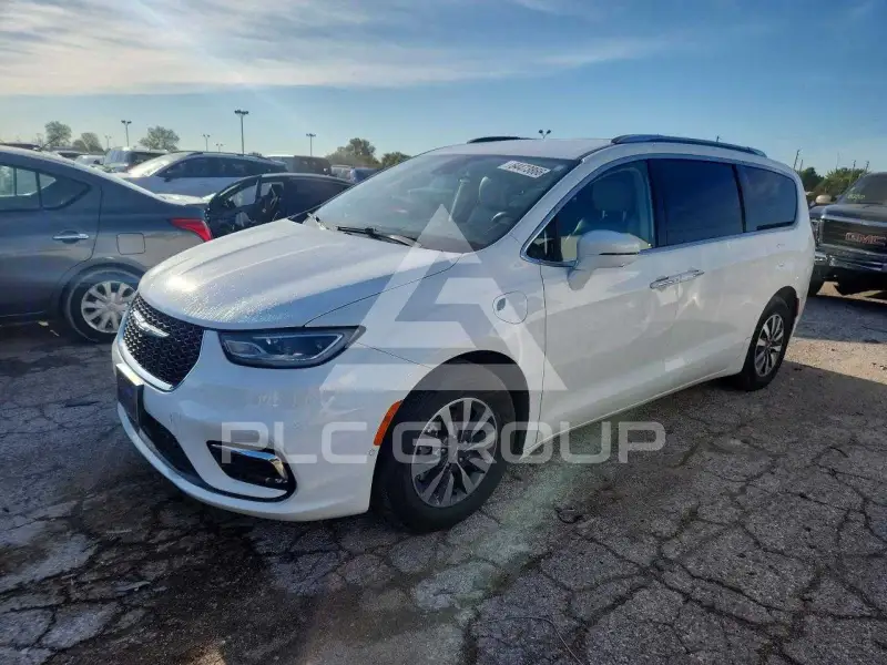 2021 Chrysler PACIFICA photo