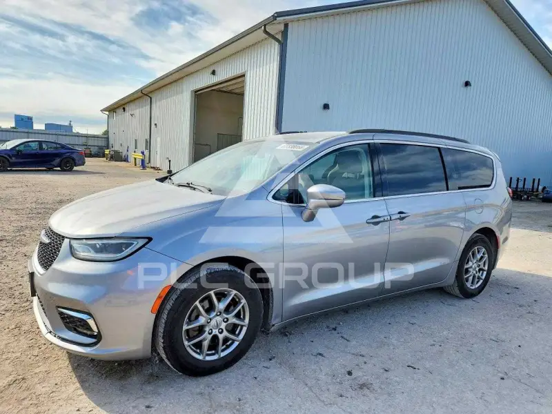 2021 Chrysler PACIFICA photo