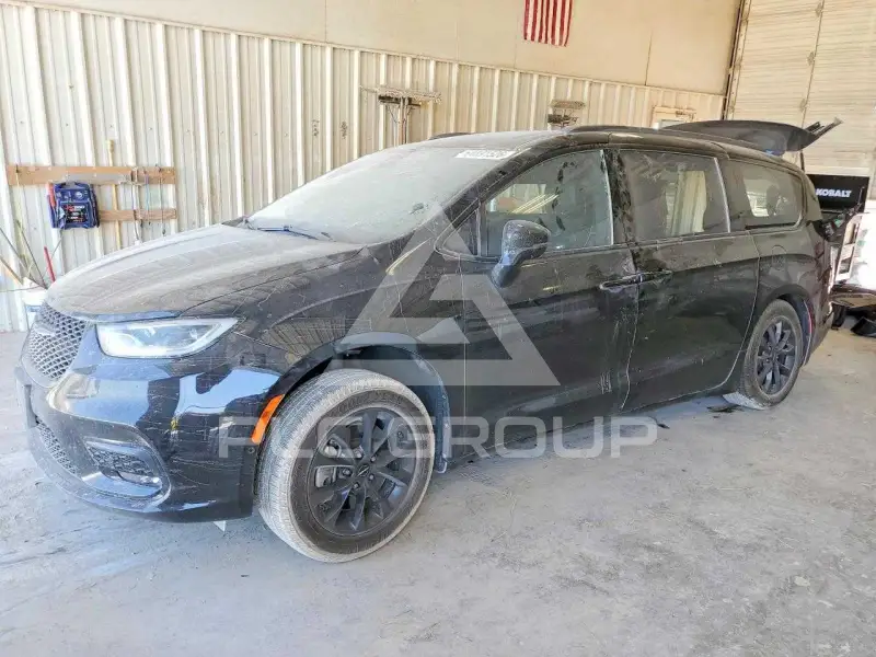 2021 Chrysler PACIFICA photo