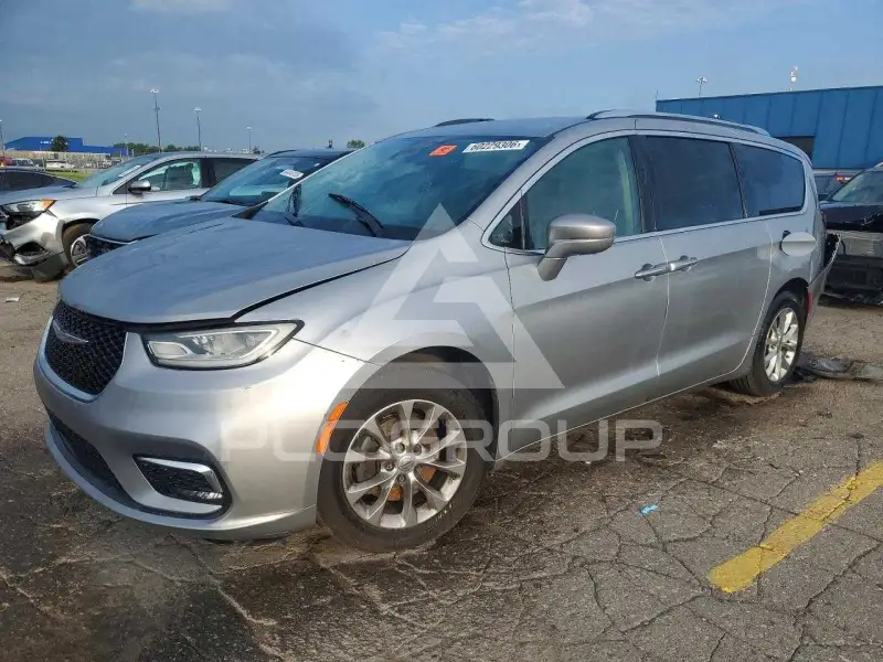 2021 Chrysler PACIFICA photo