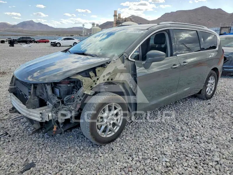 2021 Chrysler PACIFICA photo
