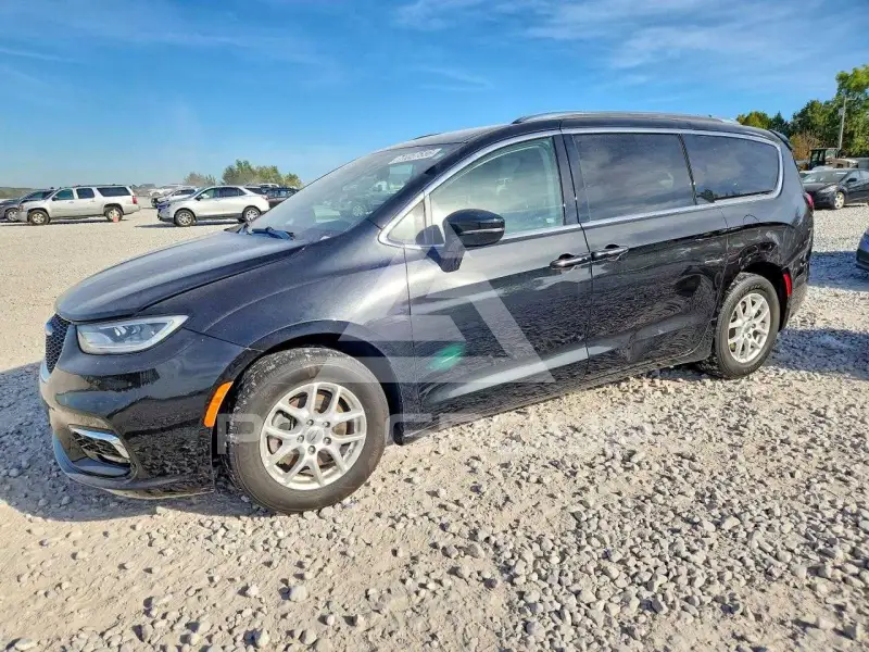 2021 Chrysler PACIFICA photo