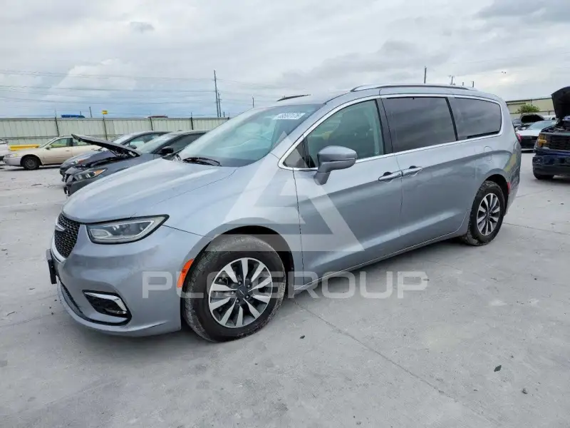 2021 Chrysler PACIFICA photo