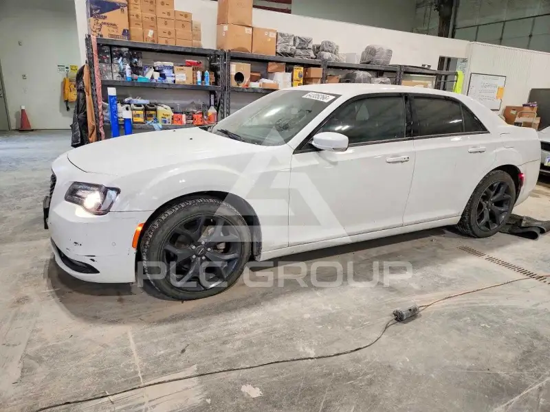 2021 Chrysler 300 photo